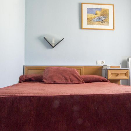 Hotel Rausan Alfajarín Kamer foto